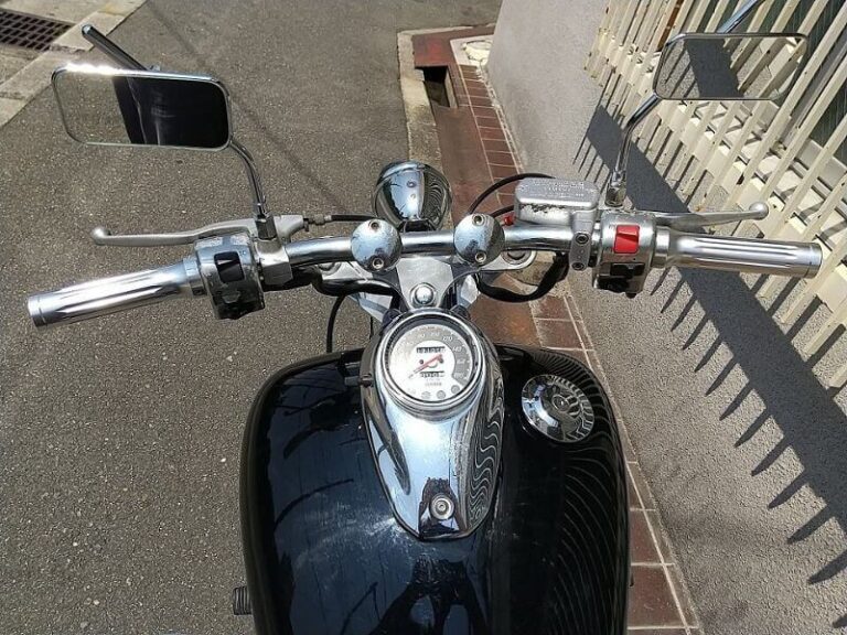 バイクショップアモラ ハンドル 1