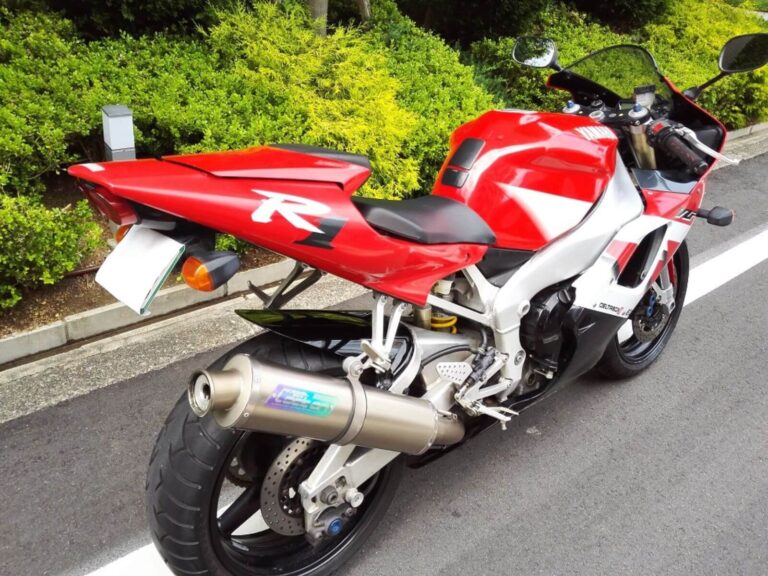 バイクショップアモラ yzfr1 1