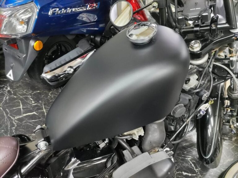 バイクショップアモラds250スポーツスタータンク1